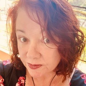 Meet your Posher, Mandy